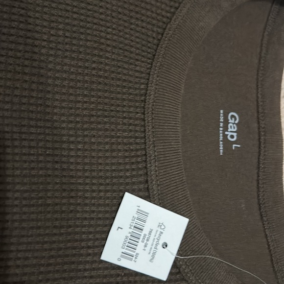 GAP men’s size large heavy weight thermal shirt in size Large. NWT - Picture 2 of 2